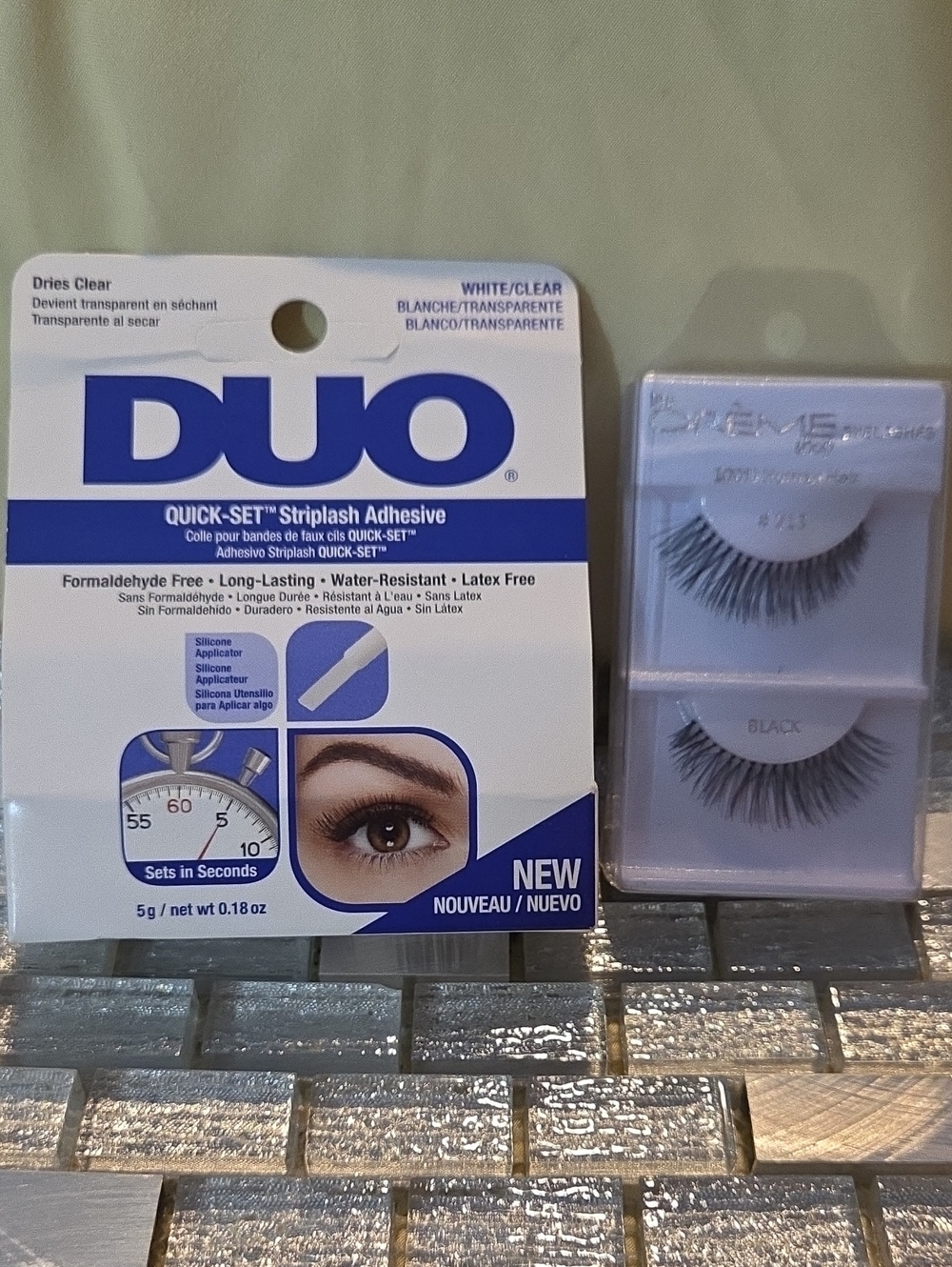 100% Human Hair Eyelashes With Duo Clear Glue. New